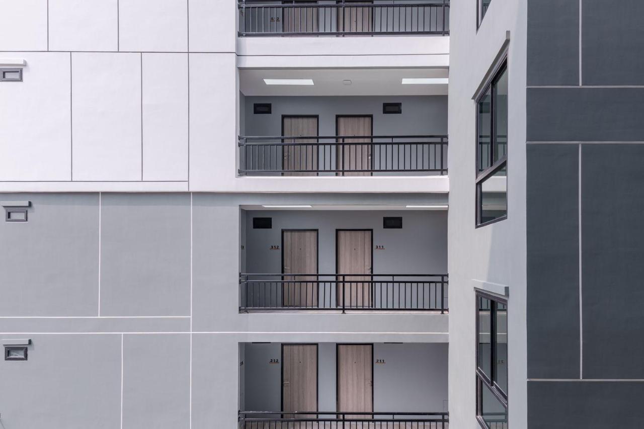 Aqua Residences อควา เรสซิเดนซ์ ห้องพักใหม่ให้เช่า ติดรถไฟฟ้าสถานีวุฒากาศ バンコク都 エクステリア 写真
